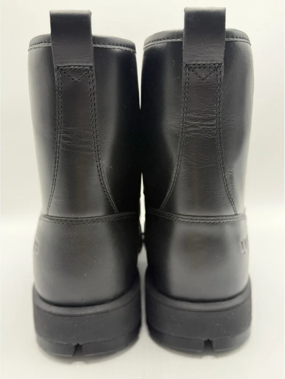 UGG men’s black